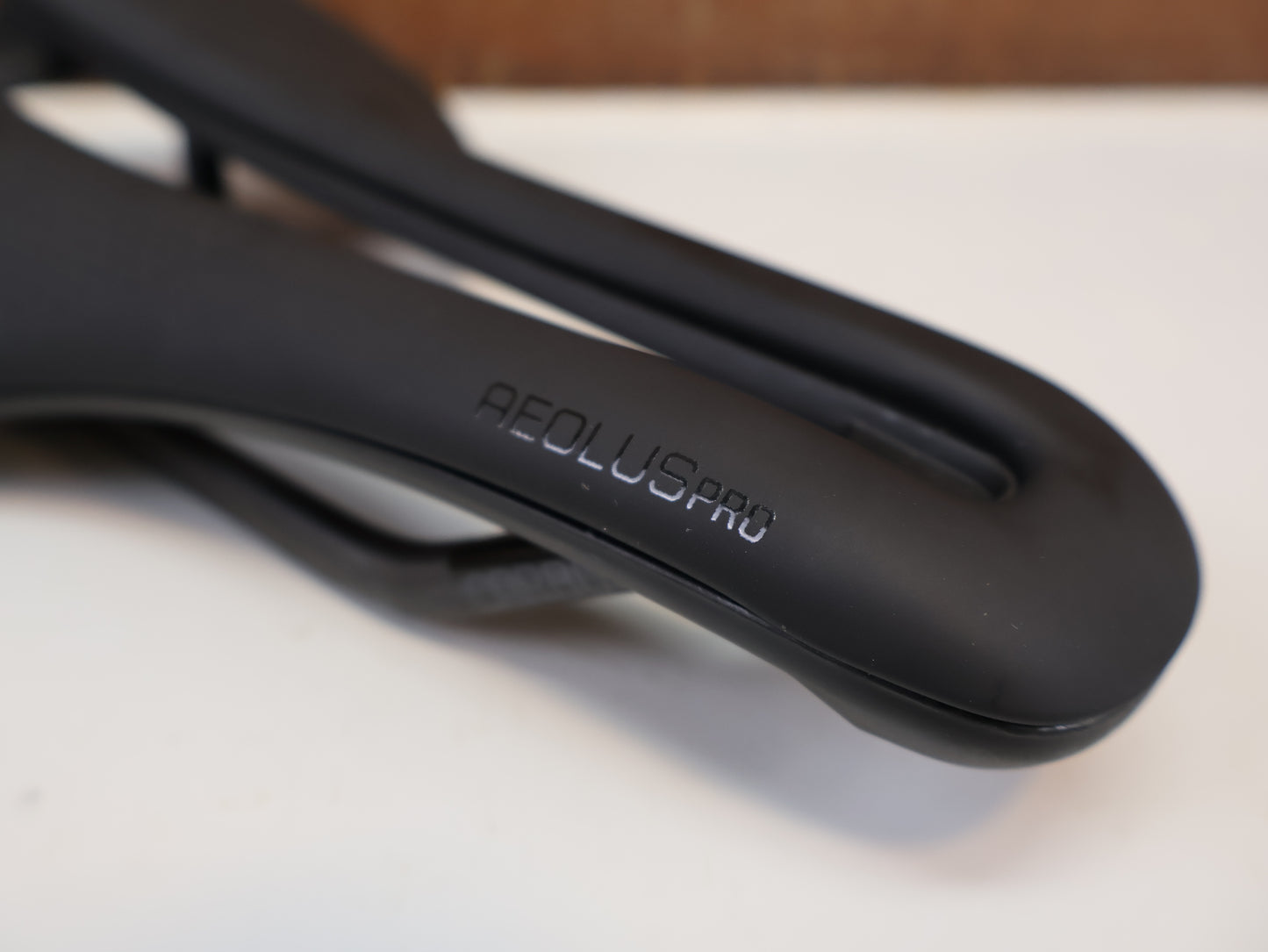 BONTRAGER AEOLUS PRO SATTEL / 155 MM / CARBON-STREBEN / AERO-PERFORMANCE