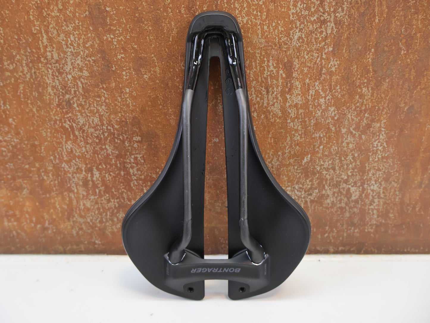BONTRAGER AEOLUS PRO SATTEL / 155 MM / CARBON-STREBEN / AERO-PERFORMANCE