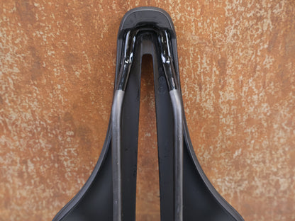BONTRAGER AEOLUS PRO SATTEL / 155 MM / CARBON-STREBEN / AERO-PERFORMANCE