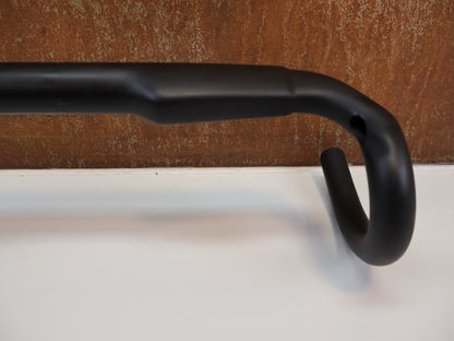 BONTRAGER AERO PRO CARBON RENNRADLENKER / 410-440 MM