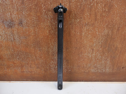 BMC ROADMACHINE CARBON D-SHAPE SEATPOST 15MM OFFSET 232G