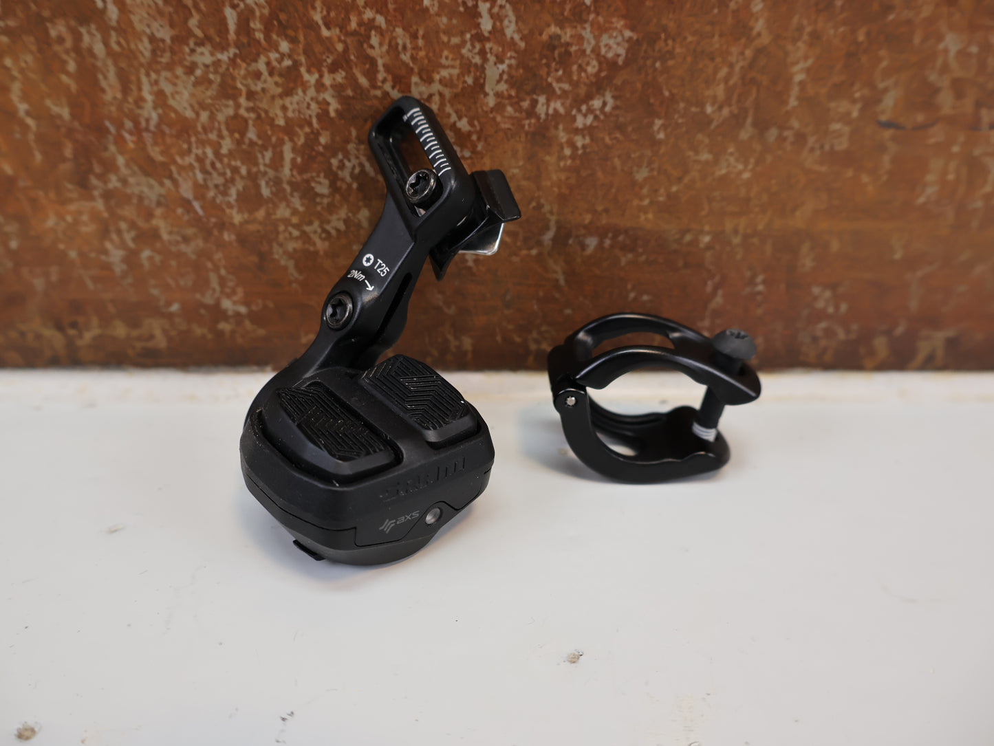 SRAM AXS POD T-TYPE CONTROLLER / RECHTS / MMX CLAMP