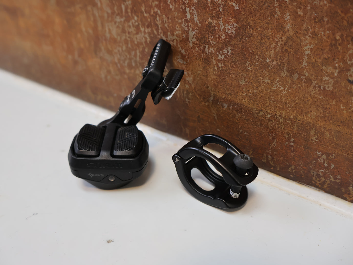 SRAM AXS POD T-TYPE CONTROLLER / RECHTS / MMX CLAMP