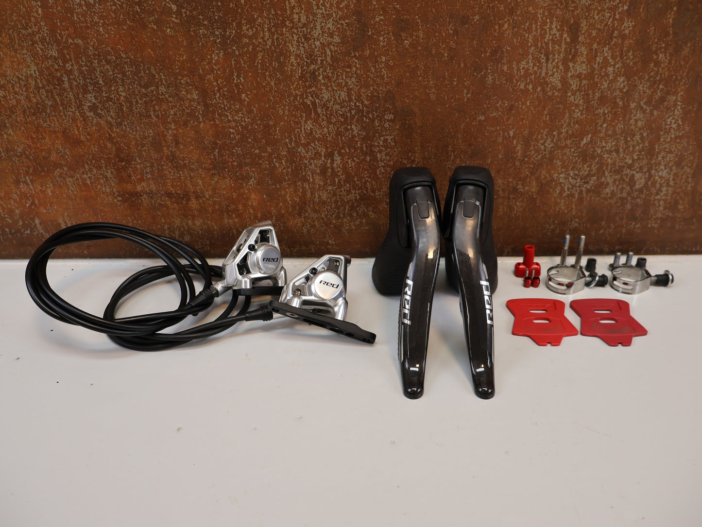 SRAM RED AXS E1 BREMS-SCHALTHEBEL SET + BREMSSÄTTEL / FLAT MOUNT