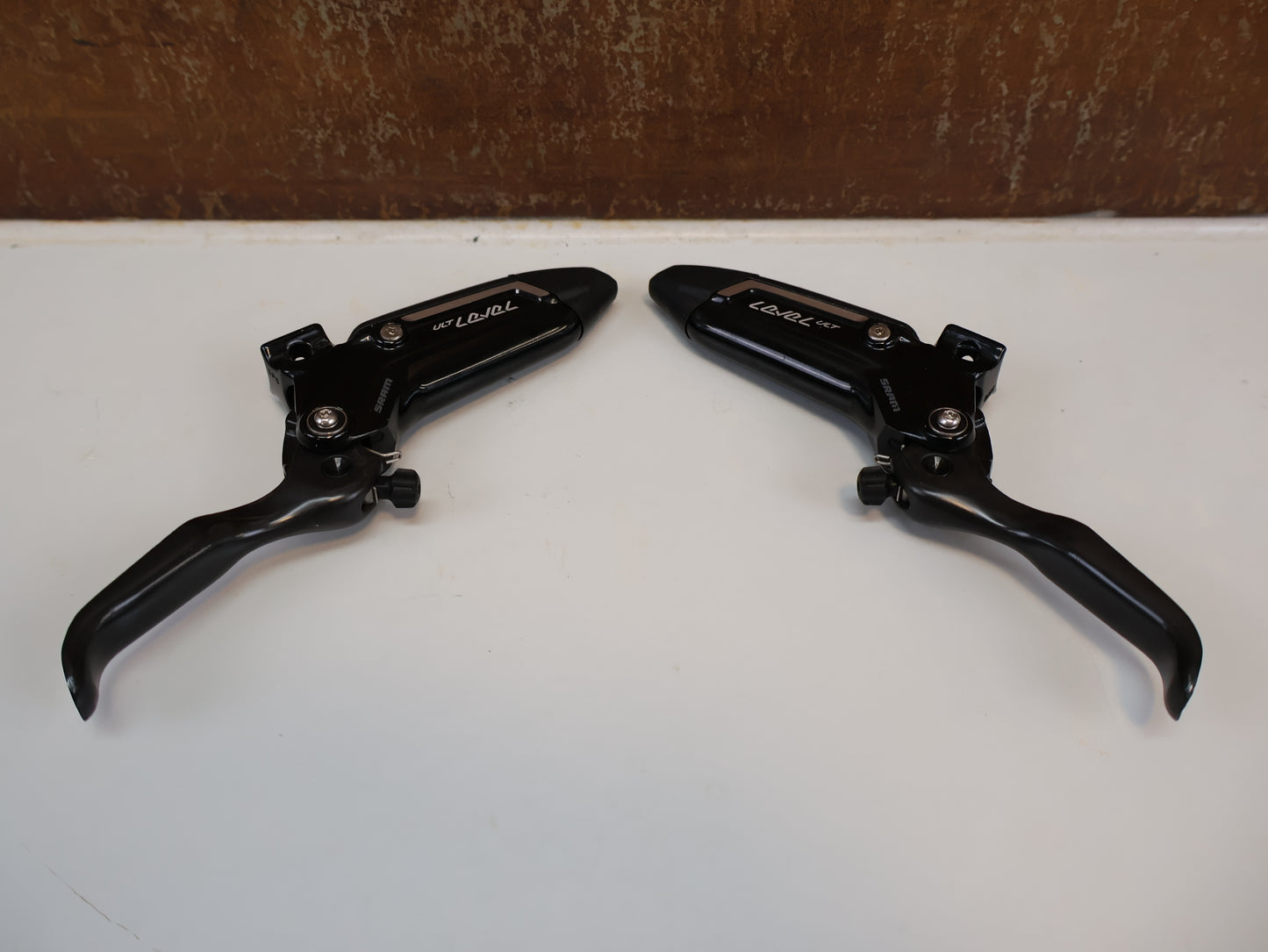 SRAM LEVEL ULTIMATE STEALTH C1 CARBON SET / VR + HR / 2-KOLBEN / STEALTH DESIGN