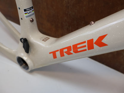 TREK CHECKMATE SLR RAHMENSET / GRÖSSE M / 800 SERIES OCLV CARBON / ERA WHITE