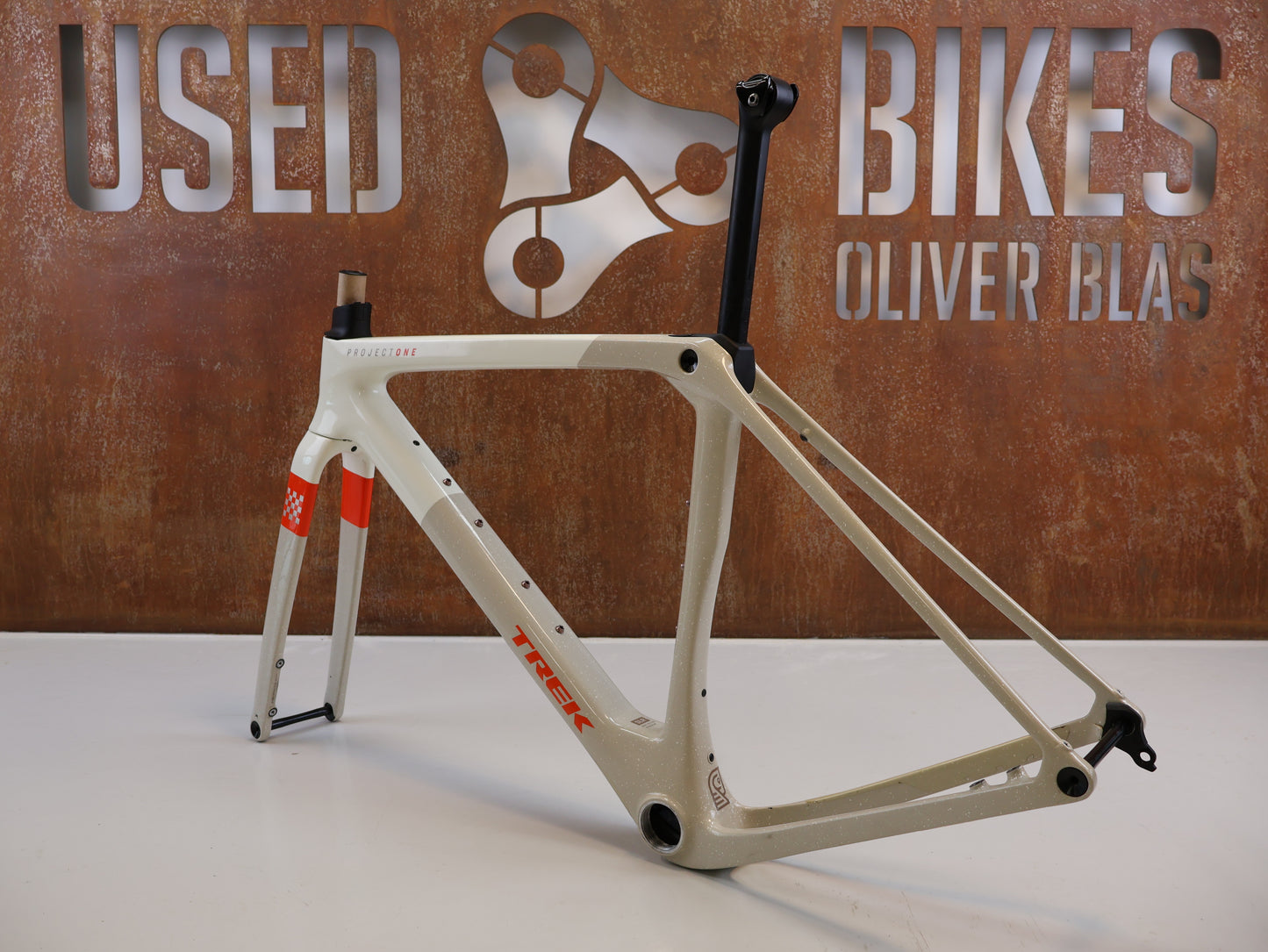 TREK CHECKMATE SLR RAHMENSET / GRÖSSE M / 800 SERIES OCLV CARBON / ERA WHITE