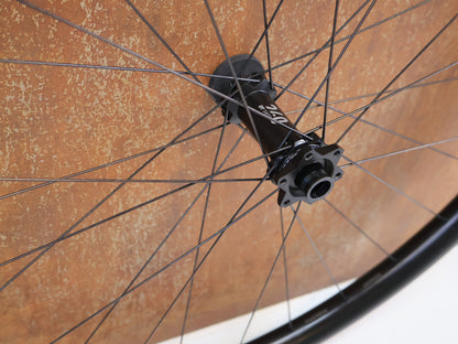 DT SWISS XRC 1501 SPLINE ONE / 29 ZOLL / CARBON / BOOST / SRAM XD / 1584G