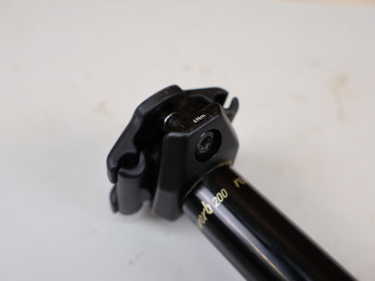 RockShox Reverb AXS B2 Vario-Sattelstütze 31,6mm 200mm