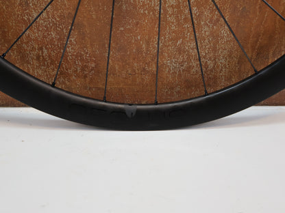 BONTRAGER AEOLUS PRO 37 TLR DISC / CARBON LAUFRADSATZ / SHIMANO HG / 1505G