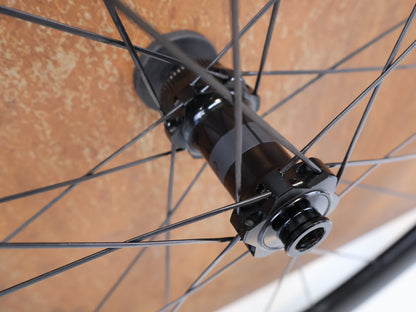 BONTRAGER AEOLUS PRO 37 TLR DISC / CARBON LAUFRADSATZ / SHIMANO HG / 1505G