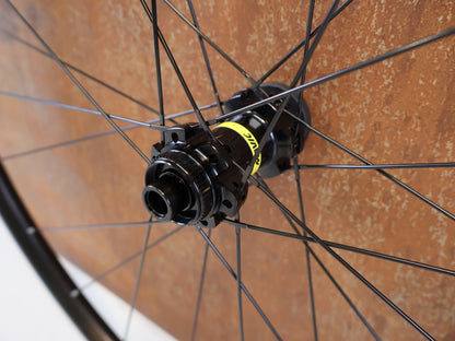 MAVIC ALLROAD DISC VORDERRAD 28 ZOLL CENTERLOCK / 12X100MM & QR