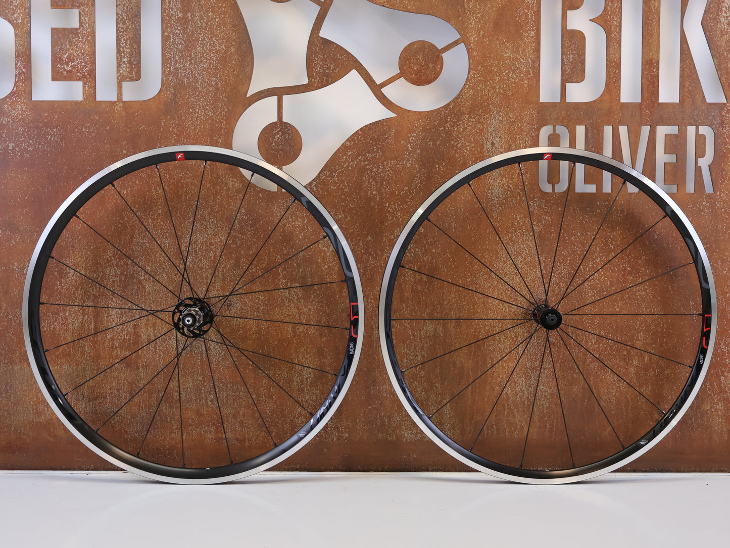 FULCRUM RACING 5 LAUFRADSATZ RENNRAD FELGENBREMSE / CAMPAGNOLO