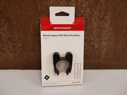 BONTRAGER XXX BLENDR DUO-SOCKEL / FÜR XXX VORBAUTEN / BLACK