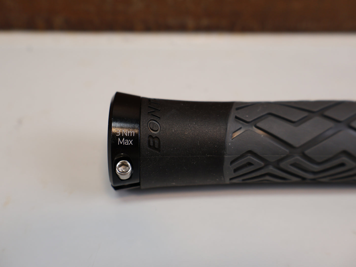 BONTRAGER XR ENDURANCE ELITE RECYCLED / ERGO-GRIFFSET / SCHWARZ-GRAU