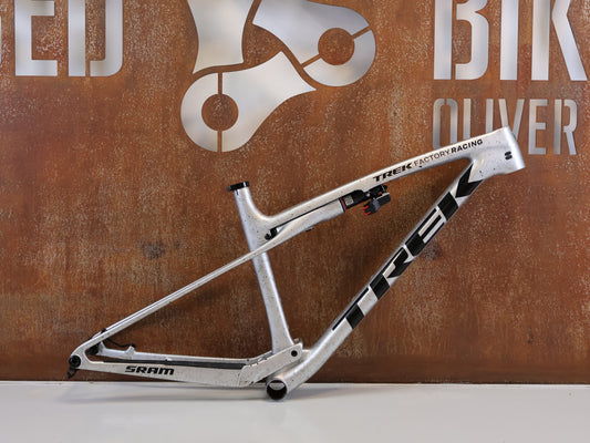 TREK SUPERCALIBER SLR RAHMEN / GRÖßE L / FACTORY TEAM ARGENT DRIZZLE