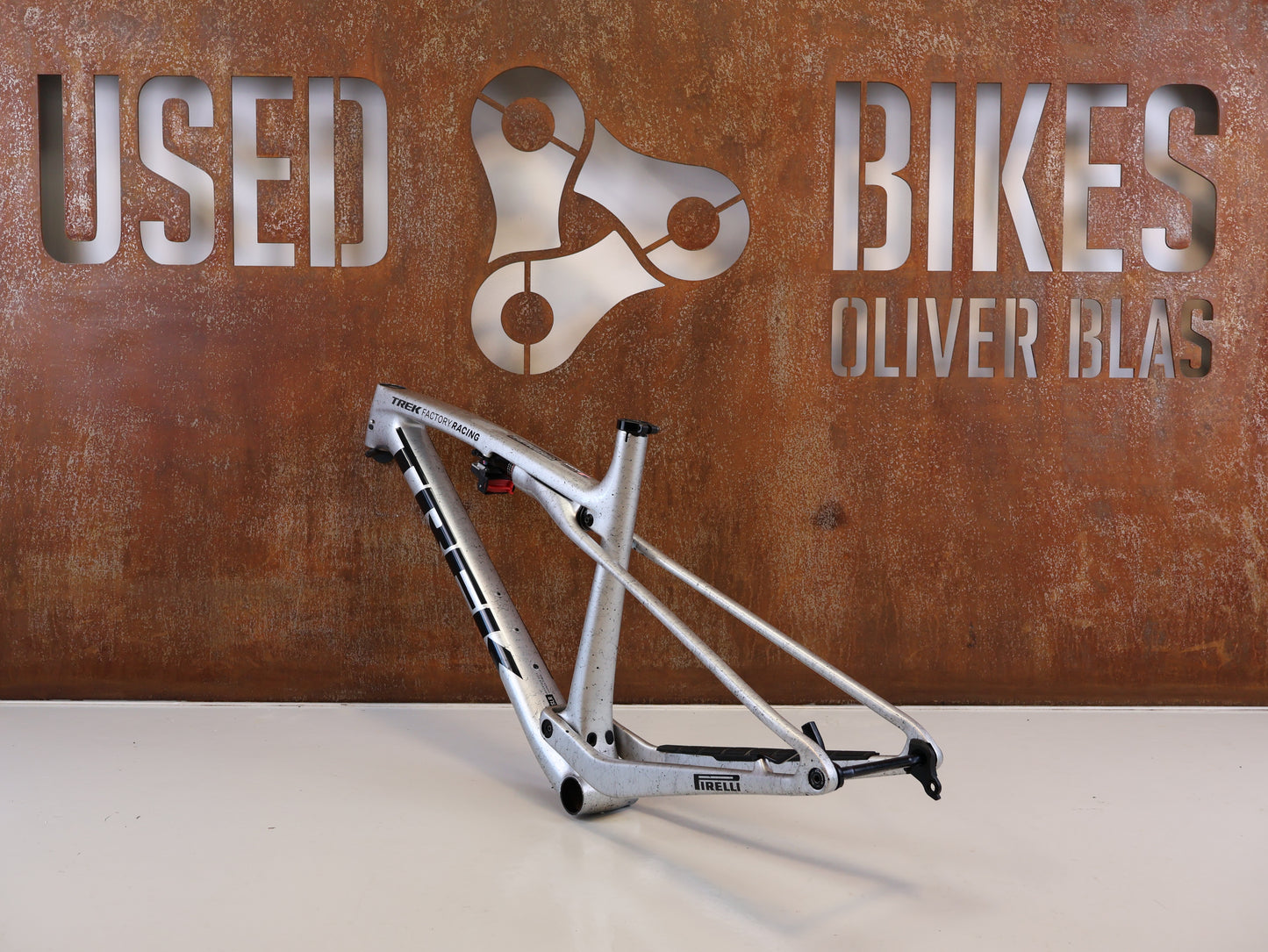 TREK SUPERCALIBER SLR RAHMEN / GRÖßE L / FACTORY TEAM ARGENT DRIZZLE