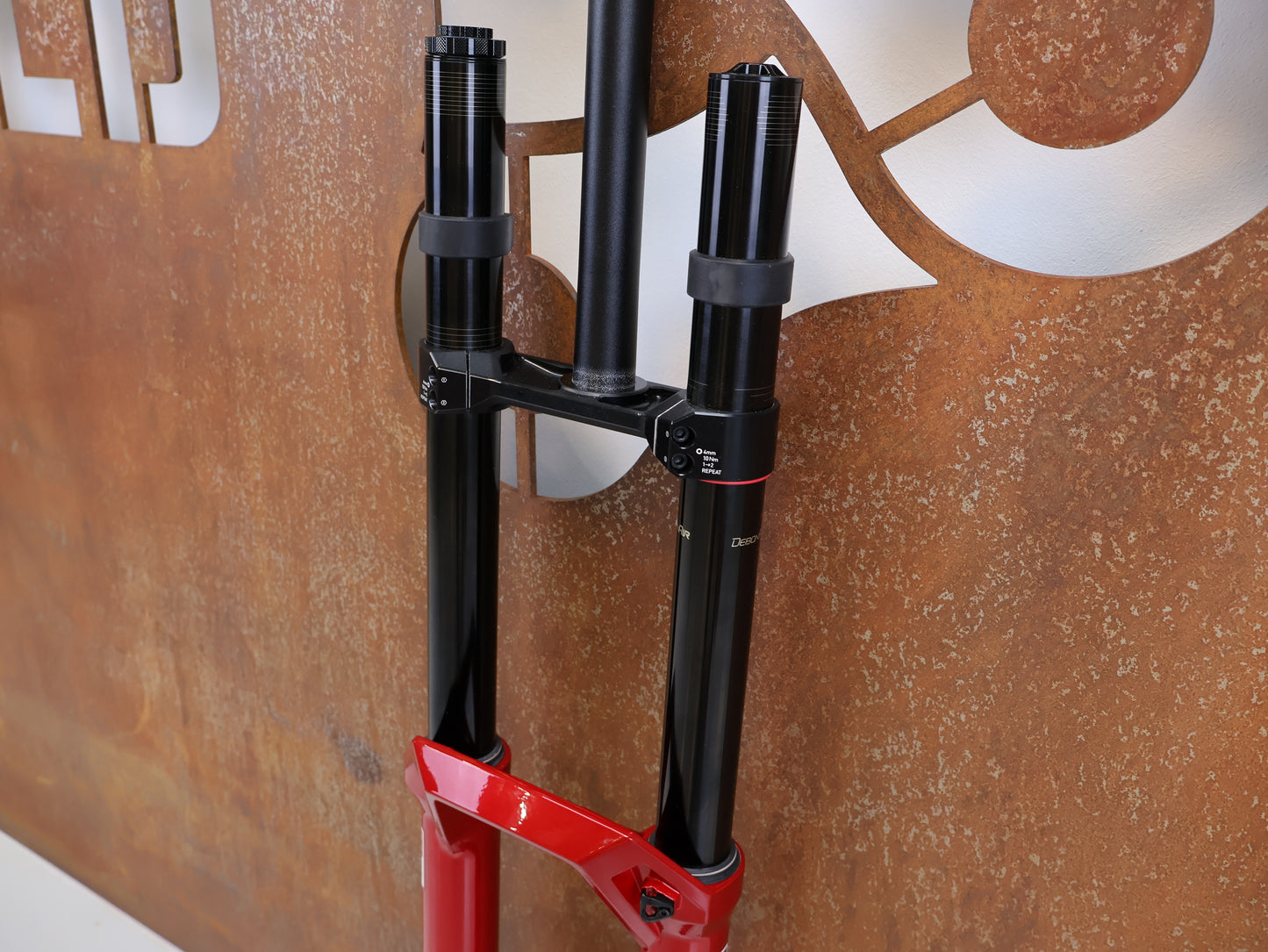 ROCKSHOX BOXXER ULTIMATE D1 / 27,5 ZOLL / 200 MM / BOOST / ELECTRIC RED