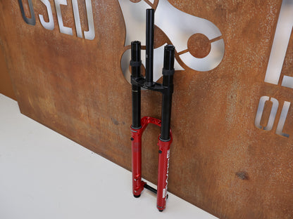 ROCKSHOX BOXXER ULTIMATE D1 / 27,5 ZOLL / 200 MM / BOOST / ELECTRIC RED