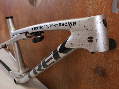 TREK SUPERCALIBER SLR RAHMEN / GRÖßE L / FACTORY TEAM ARGENT DRIZZLE
