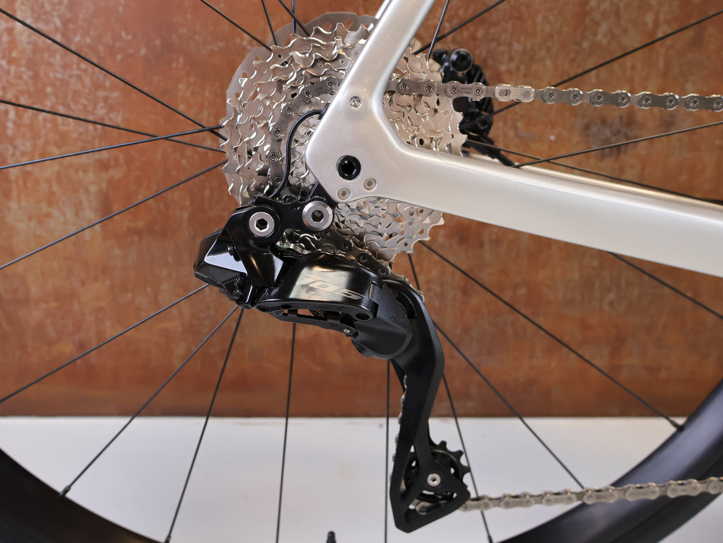 TREK DOMANE SL 5 GEN 4 CARBON RENNRAD SHIMANO 105 / 60CM