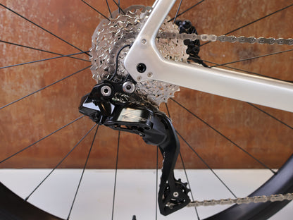 TREK DOMANE SL 5 GEN 4 CARBON RENNRAD SHIMANO 105 / 60CM