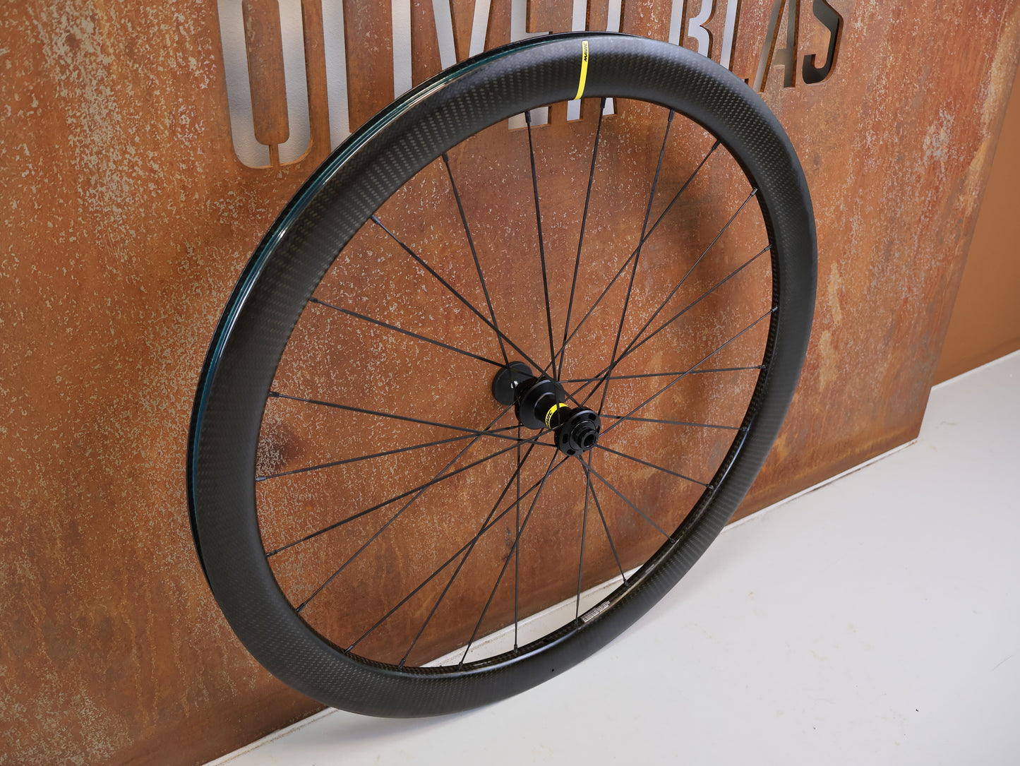 MAVIC COSMIC SL 45 DISC CARBON LAUFRADSATZ 28 ZOLL / RENNRAD