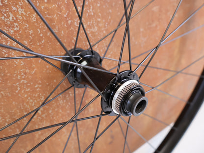 BONTRAGER LINE TLR 30 BOOST 29 MTB LAUFRADSATZ MICROSPLINE