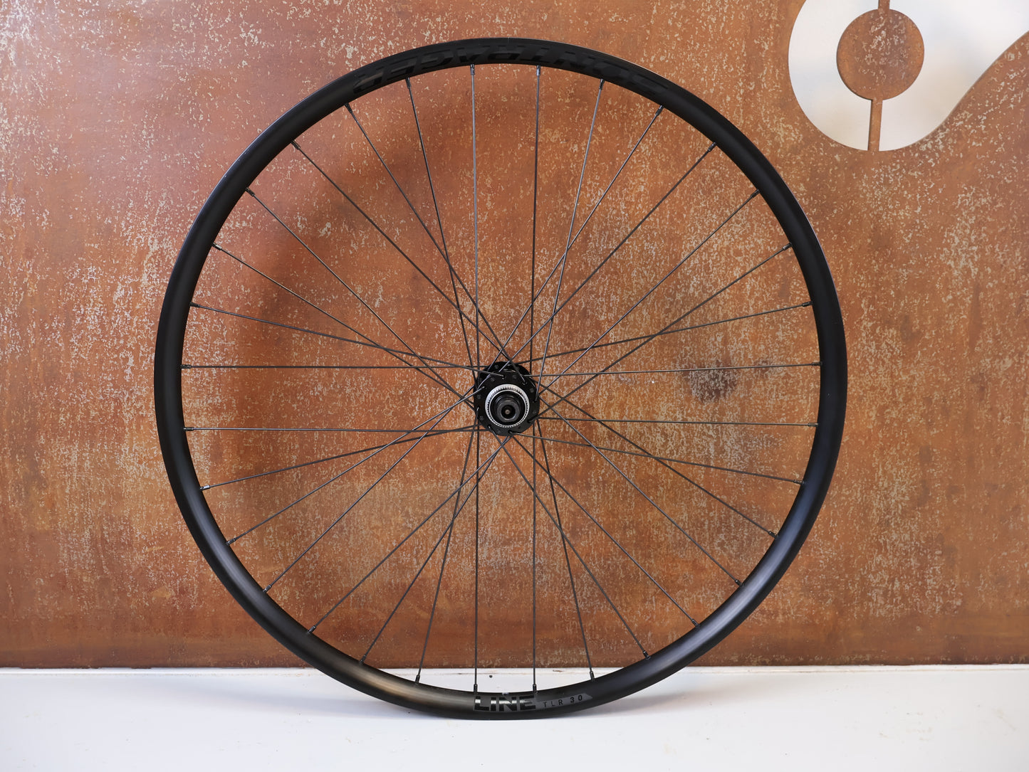 BONTRAGER LINE TLR 30 BOOST 29 MTB LAUFRADSATZ MICROSPLINE