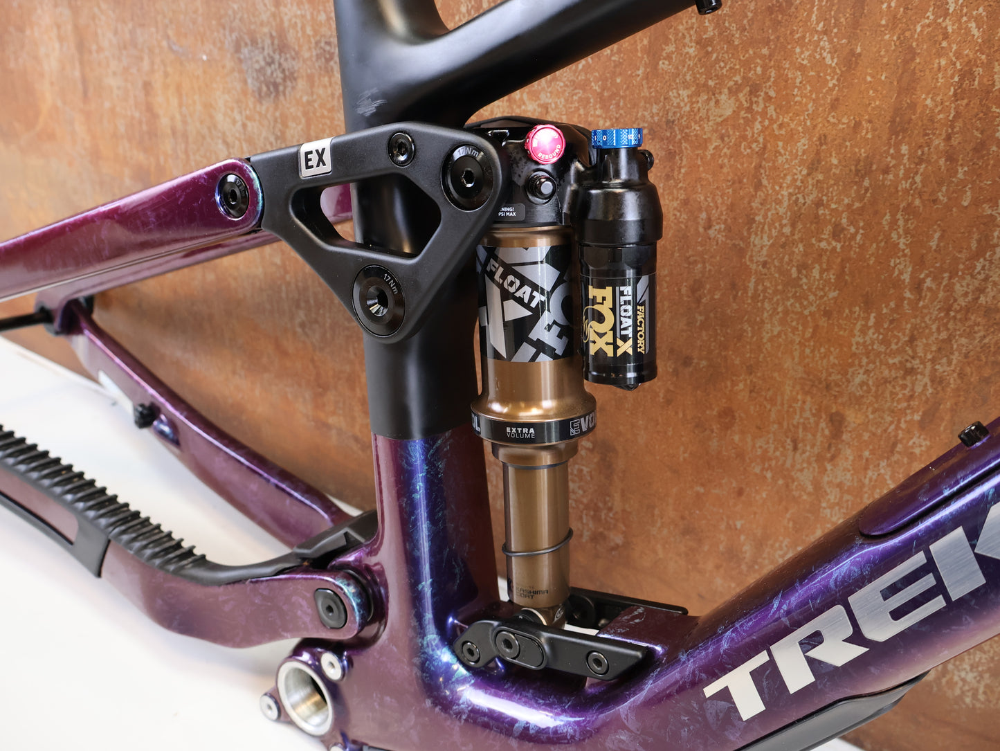 TREK FUEL EX CARBON RAHMENSET GEN 7 / GRÖßE M / FOX DÄMPFER