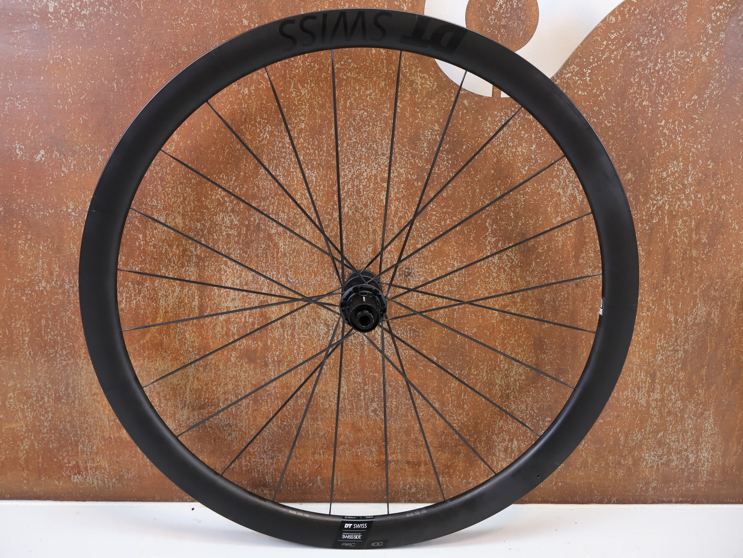 DT SWISS ARC 1100 DICUT DB 38 BLACK LABEL / CARBON LAUFRADSATZ / DISC / SHIMANO HG