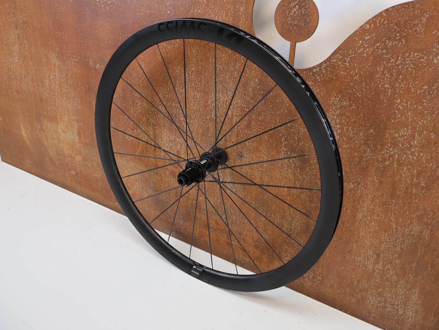 DT SWISS ARC 1100 DICUT DB 38 BLACK LABEL / CARBON LAUFRADSATZ / DISC / SHIMANO HG