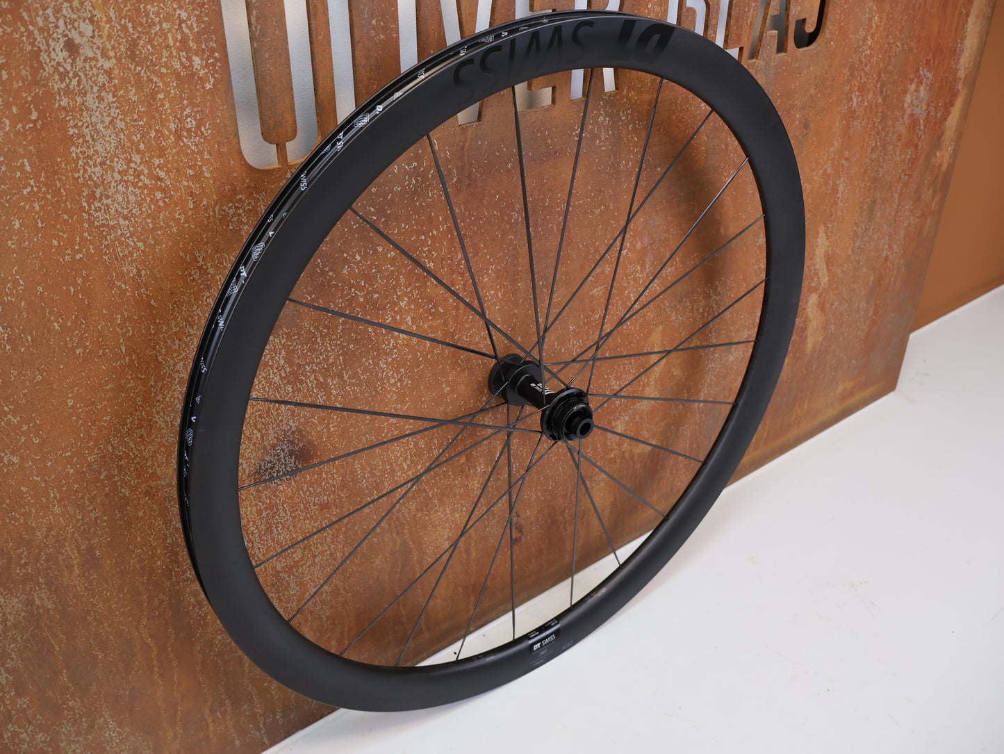 DT SWISS ARC 1100 DICUT DB 38 BLACK LABEL / CARBON LAUFRADSATZ / DISC / SHIMANO HG
