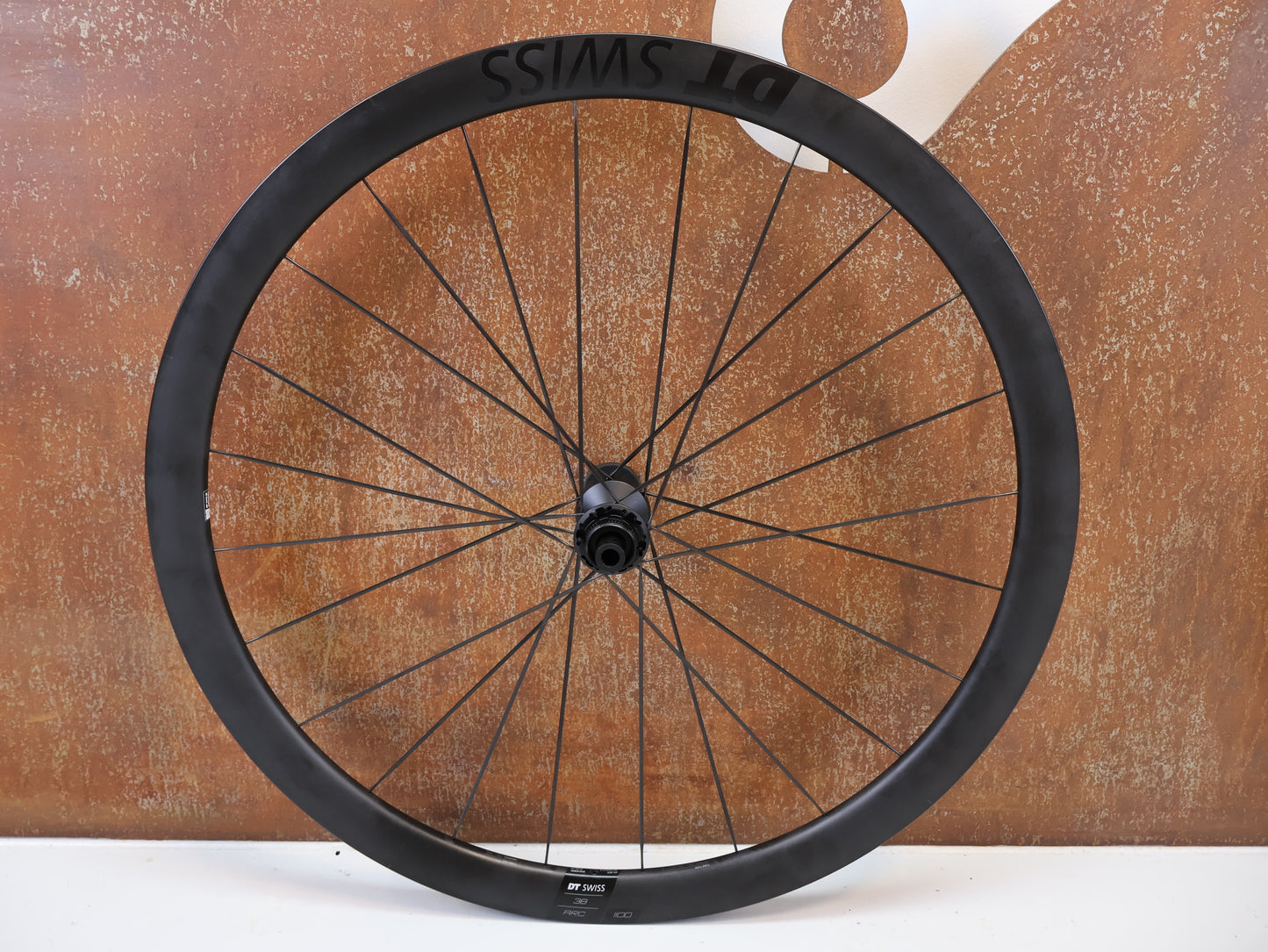 DT SWISS ARC 1100 DICUT DB 38 BLACK LABEL / CARBON LAUFRADSATZ / DISC / SHIMANO HG