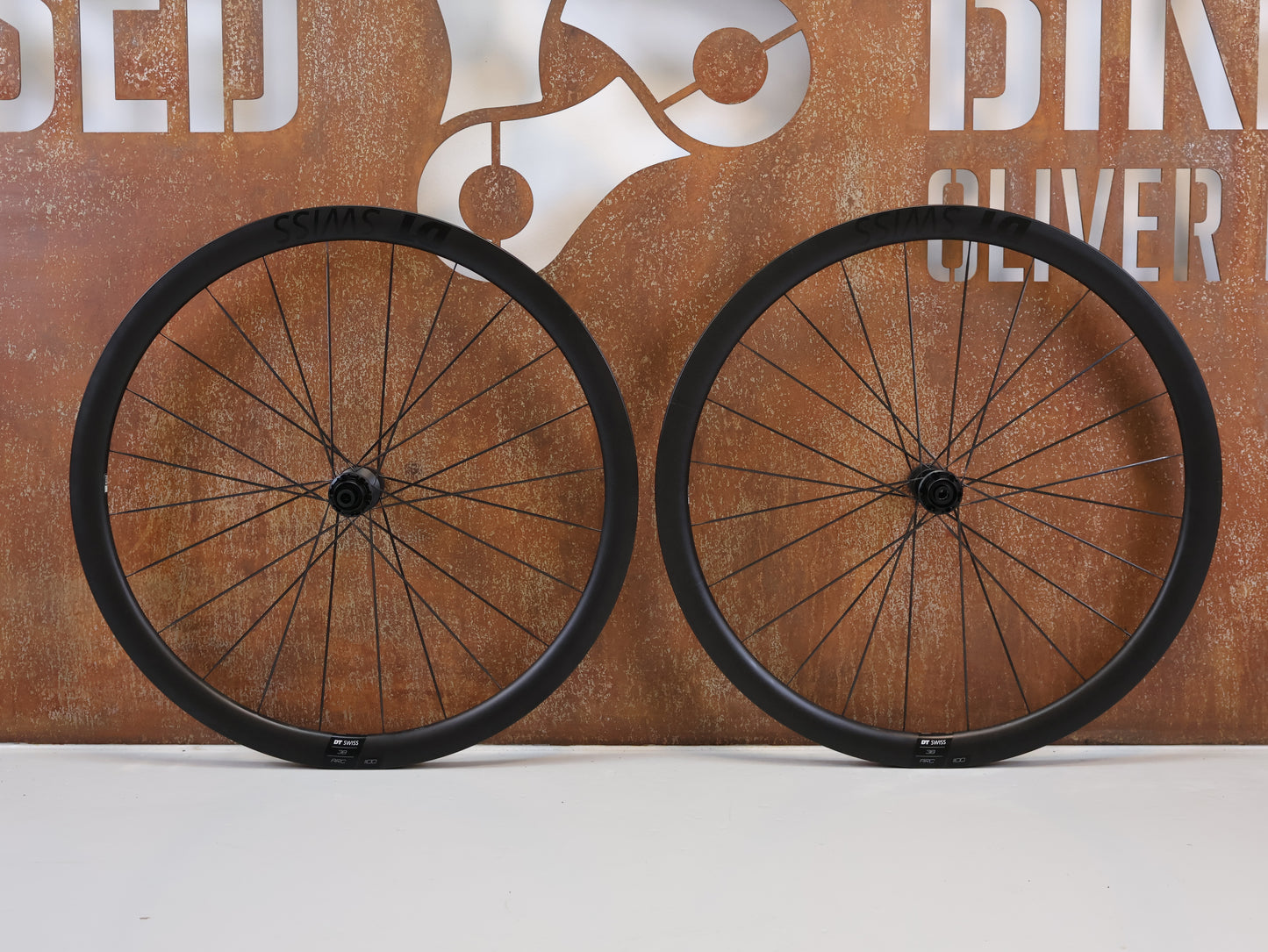DT SWISS ARC 1100 DICUT DB 38 BLACK LABEL / CARBON LAUFRADSATZ / DISC / SRAM XDR