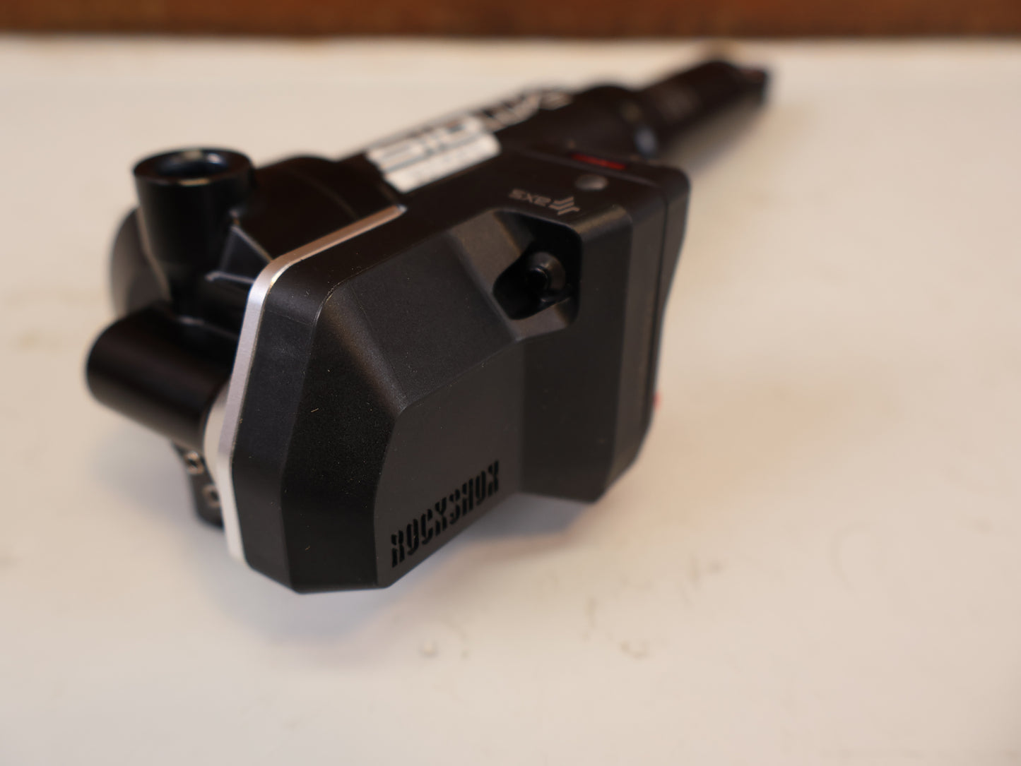 ROCKSHOX SIDLUXE ULTIMATE FLIGHT ATTENDANT DÄMPFER / 185X50 TRUNNION XC