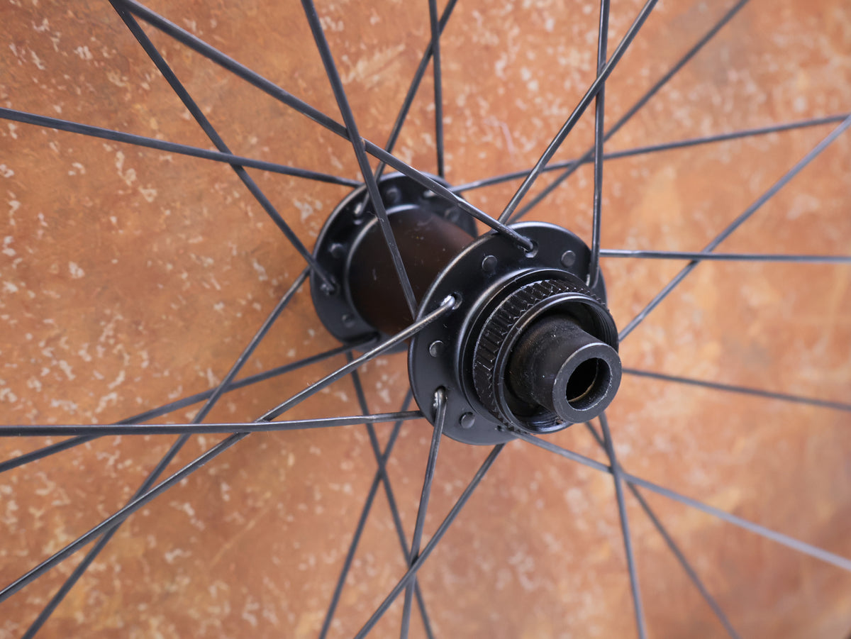 ZIPP 303 Firecrest Disc Carbon Laufradsatz SRAM XDR 1428g