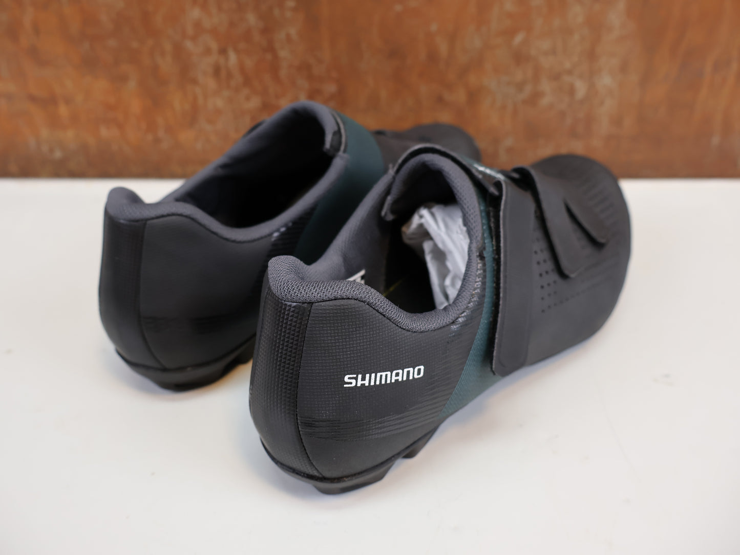 SHIMANO XC100 DAMEN MTB-SCHUHE / SCHWARZ / GR. 43 / SPD / GLASFASER-SOHLE