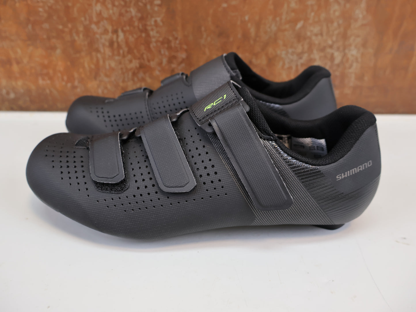 SHIMANO SH-RC100 RENNRADSCHUHE HERREN / SCHWARZ / SPD-SL / DYNALAST