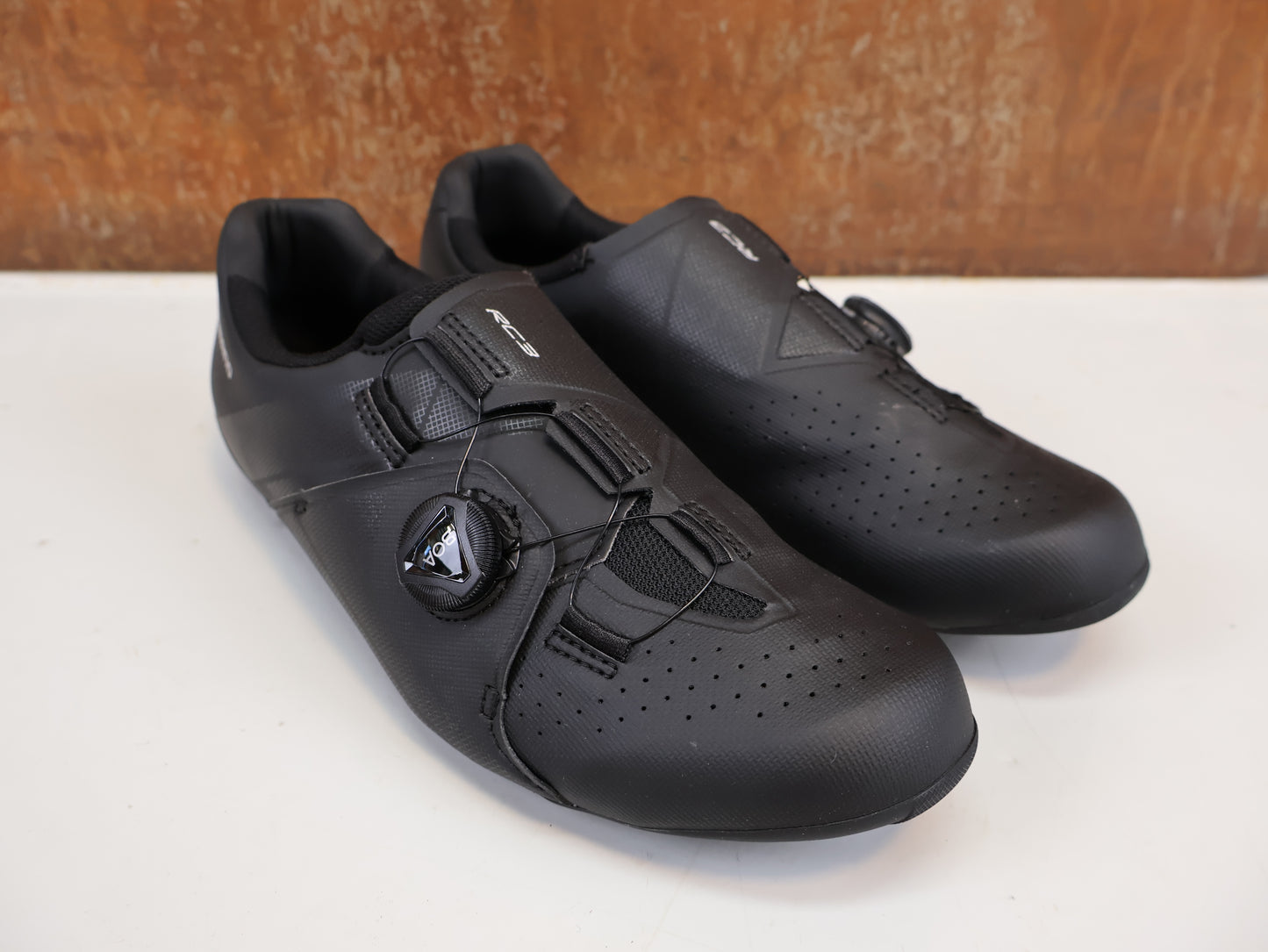 SHIMANO SH-RC300 RENNRADSCHUHE HERREN / SCHWARZ / GR. 43 / BOA L6 / SPD-SL
