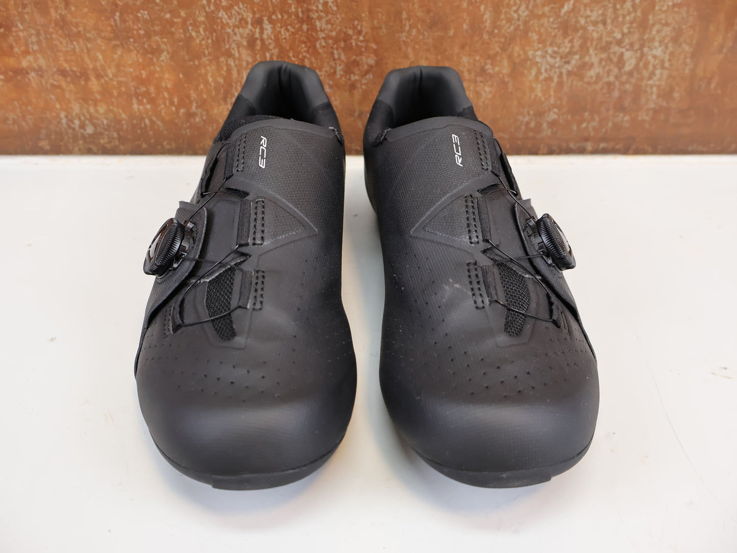 SHIMANO SH-RC300 RENNRADSCHUHE HERREN / SCHWARZ / GR. 43 / BOA L6 / SPD-SL