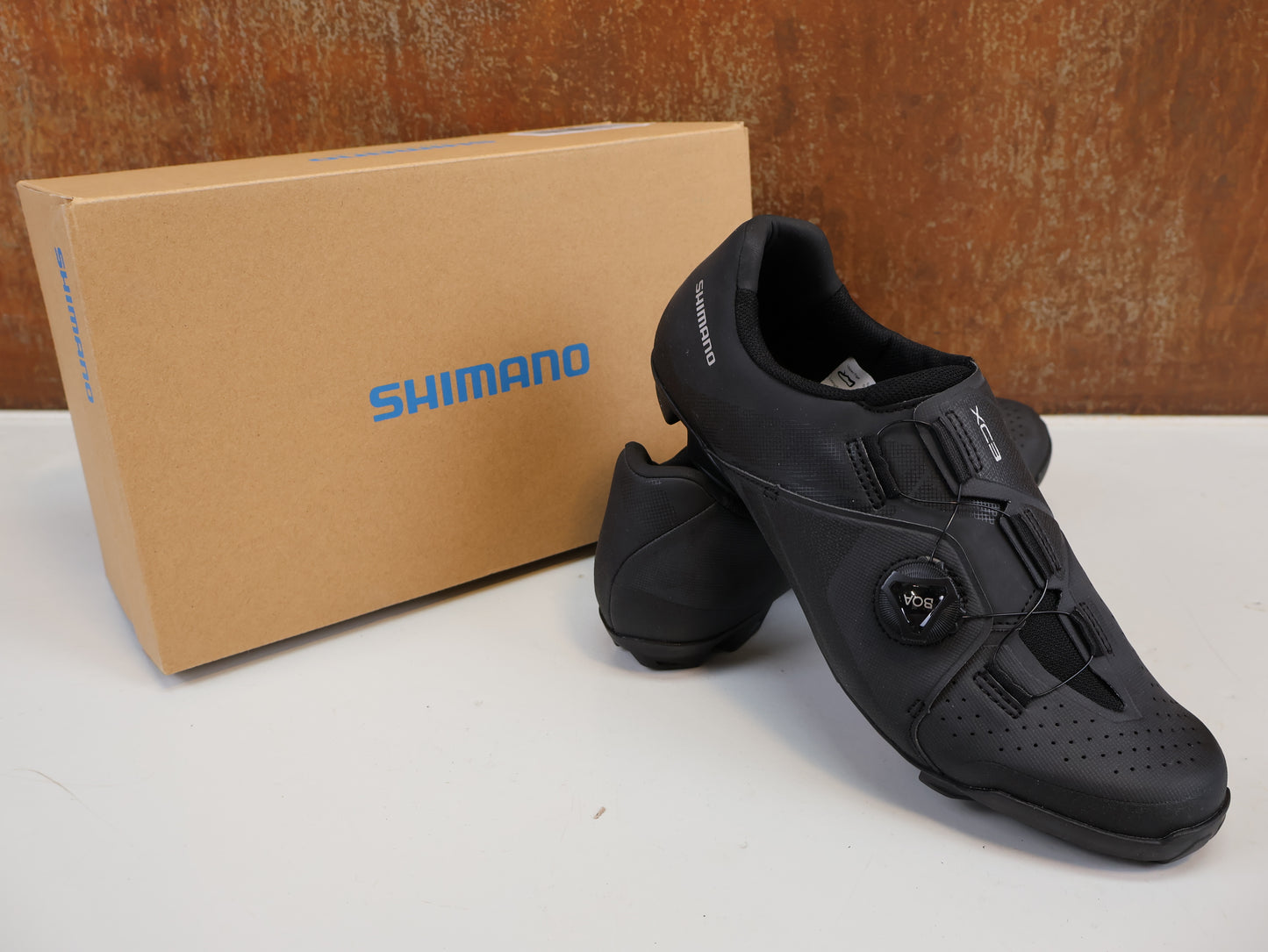 SHIMANO SH-XC300 MTB-SCHUHE / SCHWARZ / GR. 44 / BOA L6 / SPD / XC3