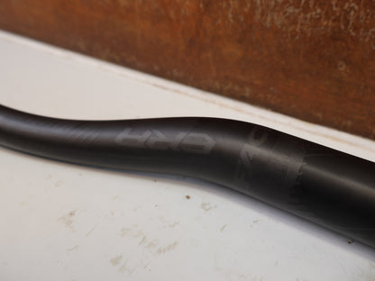RACE FACE ERA CARBON RISER LENKER 40 MM RISE 35 X 800 MM