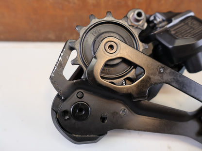 SHIMANO DEORE XT DI2 M8250 SCHALTUNGS UPGRADE SET