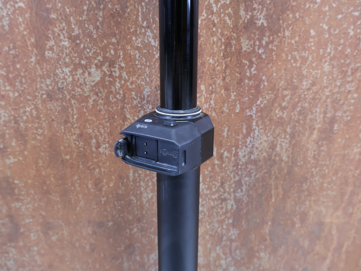RockShox Reverb AXS B2 Vario-Sattelstütze 31,6mm 200mm