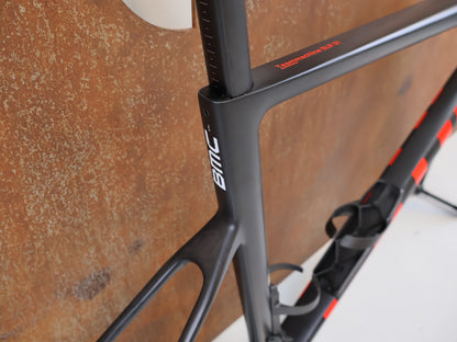 BMC TEAMMACHINE SLR 01 RAHMENSET / CARBON / NEON RED / GRÖSSE 58 / 1480G