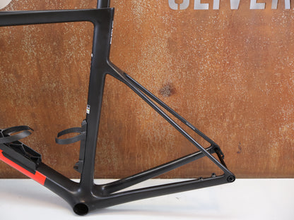BMC TEAMMACHINE SLR 01 RAHMENSET / CARBON / NEON RED / GRÖSSE 58 / 1480G
