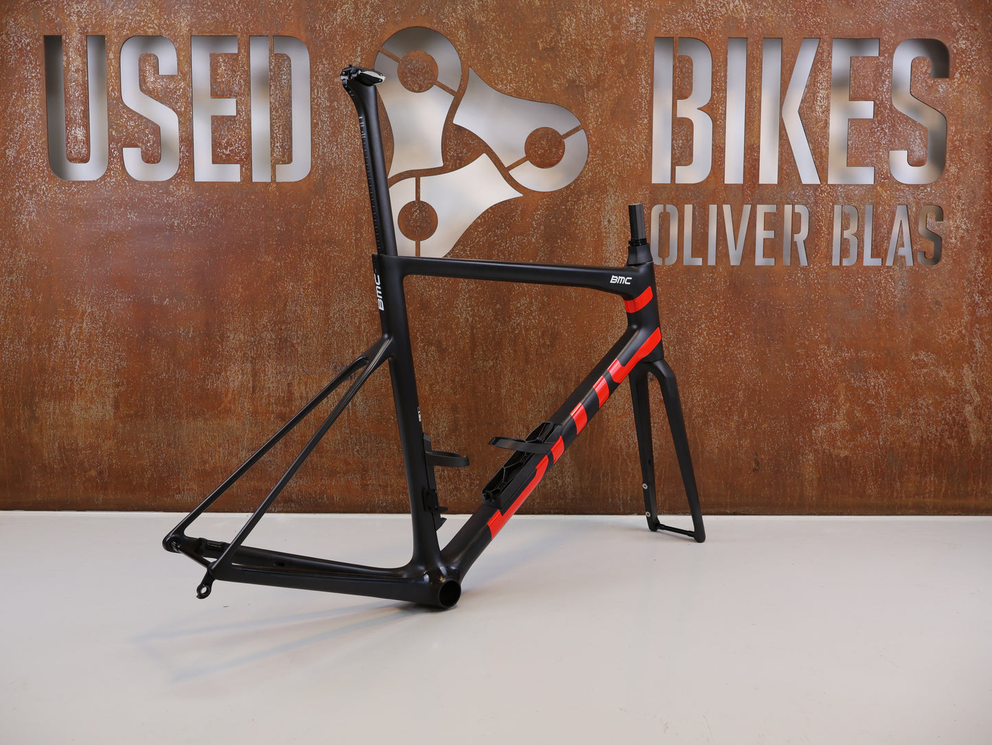 BMC TEAMMACHINE SLR 01 RAHMENSET / CARBON / NEON RED / GRÖSSE 61 / 1500G