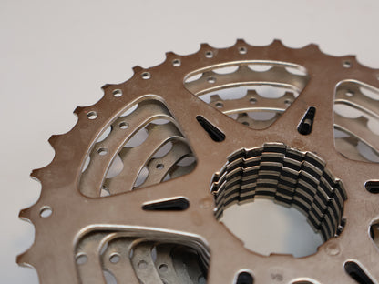 SHIMANO CS-HG400-9 KASSETTE / 9-FACH / 11-32 ZÄHNE / HYPERGLIDE / ALIVIO