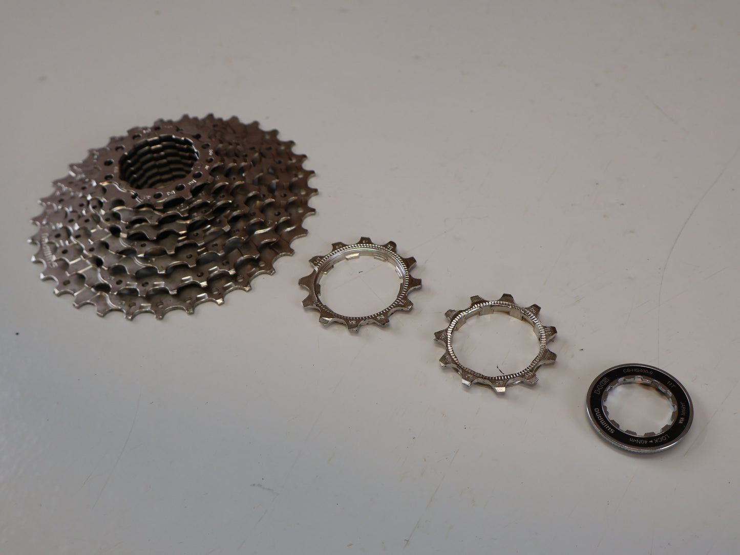SHIMANO CS-HG400-9 KASSETTE / 9-FACH / 11-32 ZÄHNE / HYPERGLIDE / ALIVIO